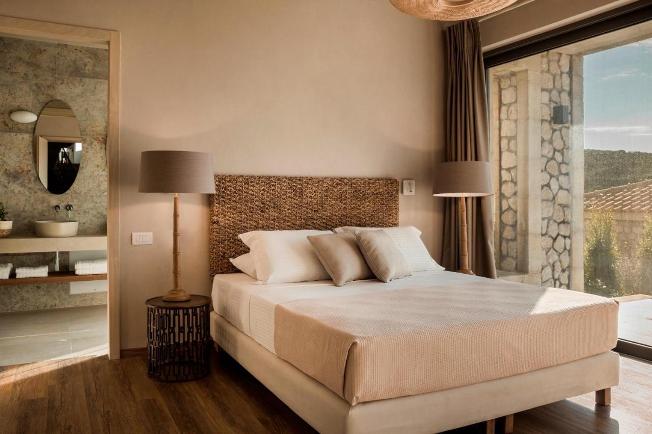 Zeus Exclusive Villas สปาร์เชีย ภายนอก รูปภาพ