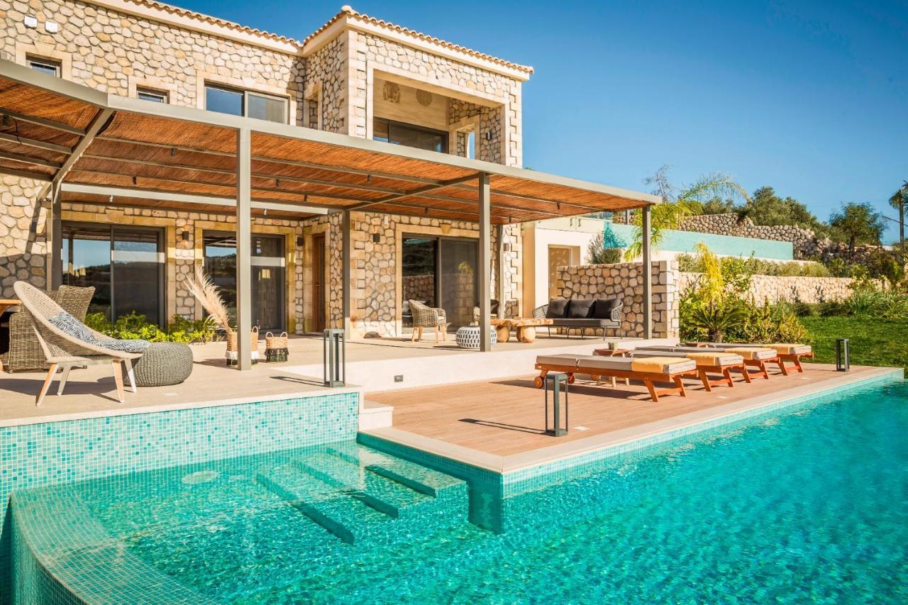 Zeus Exclusive Villas สปาร์เชีย ภายนอก รูปภาพ
