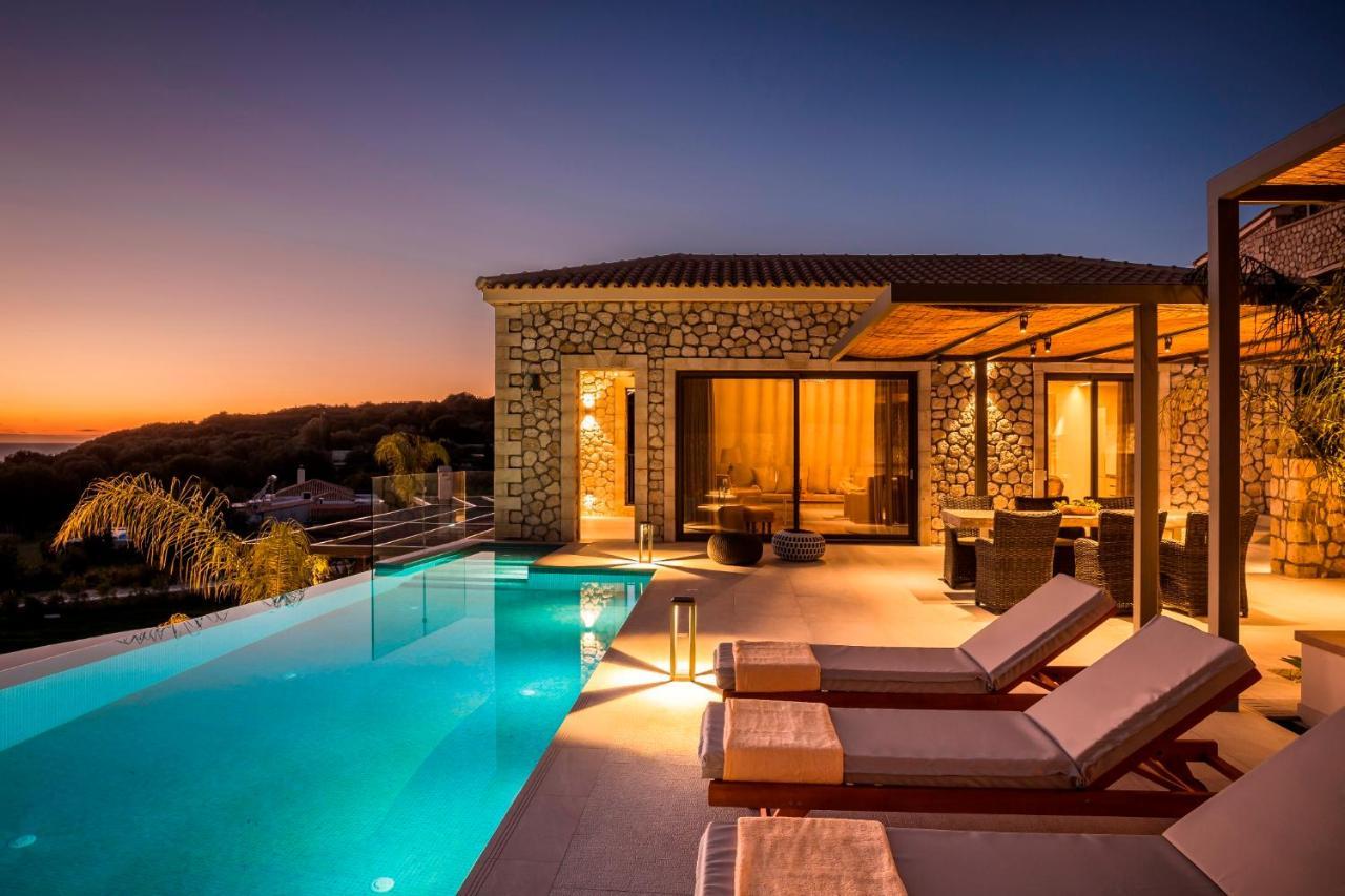 Zeus Exclusive Villas สปาร์เชีย ภายนอก รูปภาพ