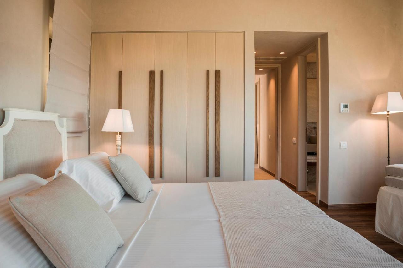 Zeus Exclusive Villas สปาร์เชีย ภายนอก รูปภาพ
