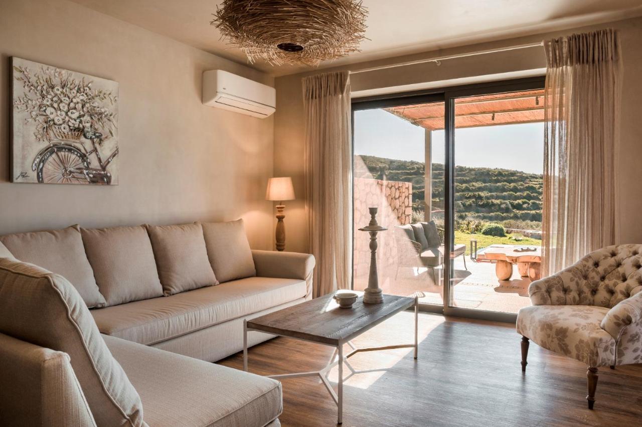 Zeus Exclusive Villas สปาร์เชีย ภายนอก รูปภาพ