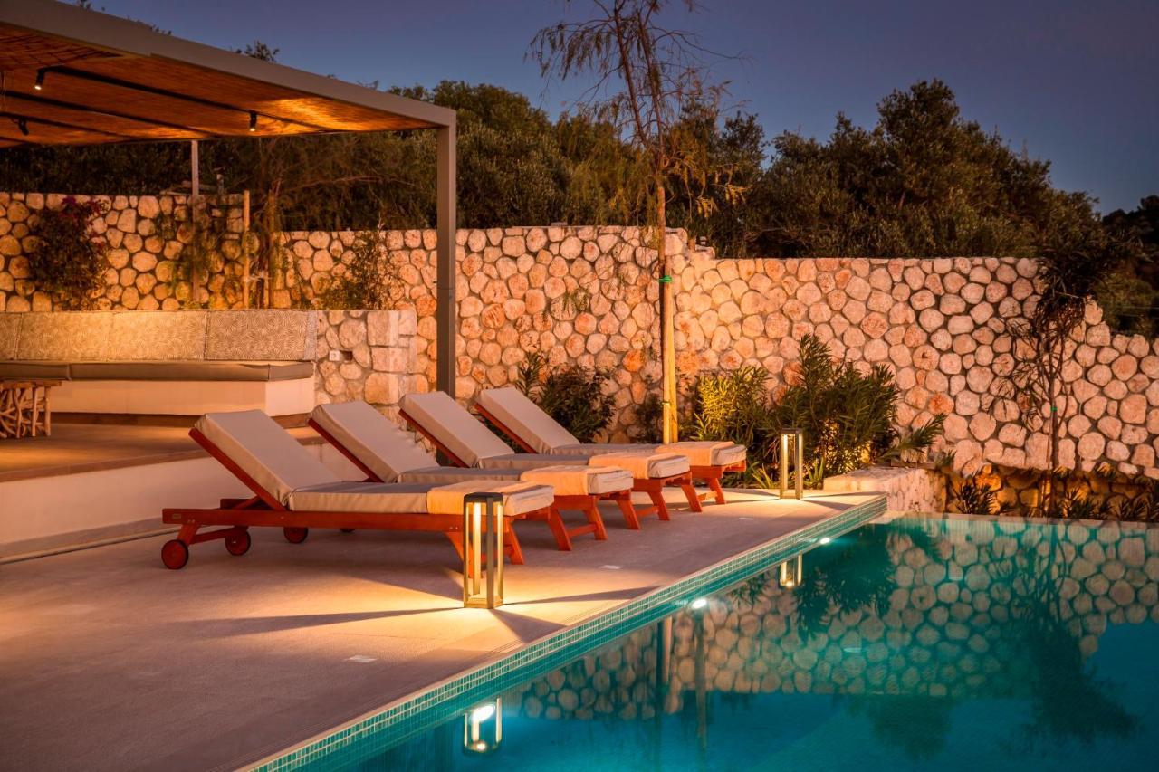 Zeus Exclusive Villas สปาร์เชีย ภายนอก รูปภาพ