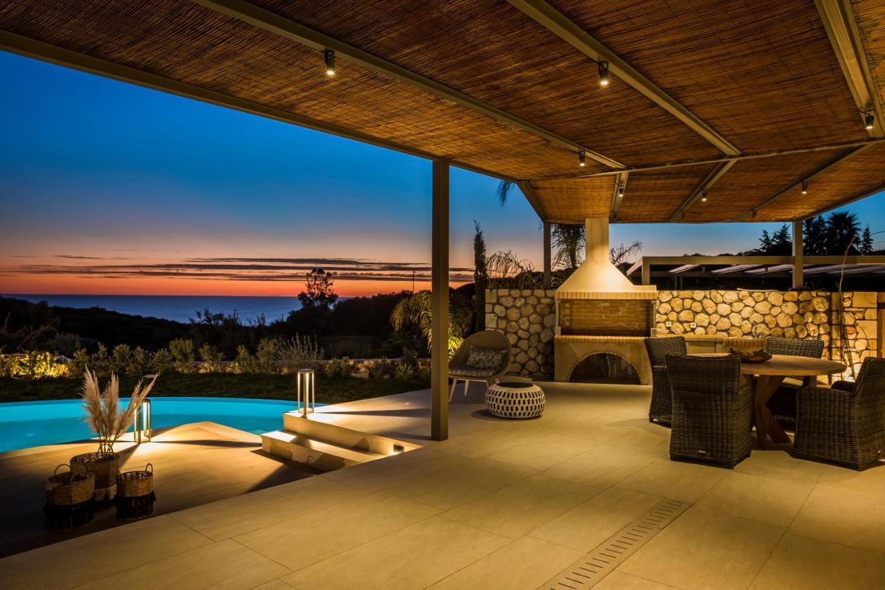 Zeus Exclusive Villas สปาร์เชีย ภายนอก รูปภาพ
