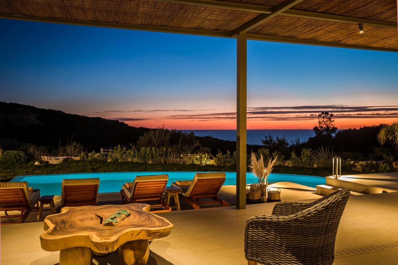 Zeus Exclusive Villas สปาร์เชีย ภายนอก รูปภาพ
